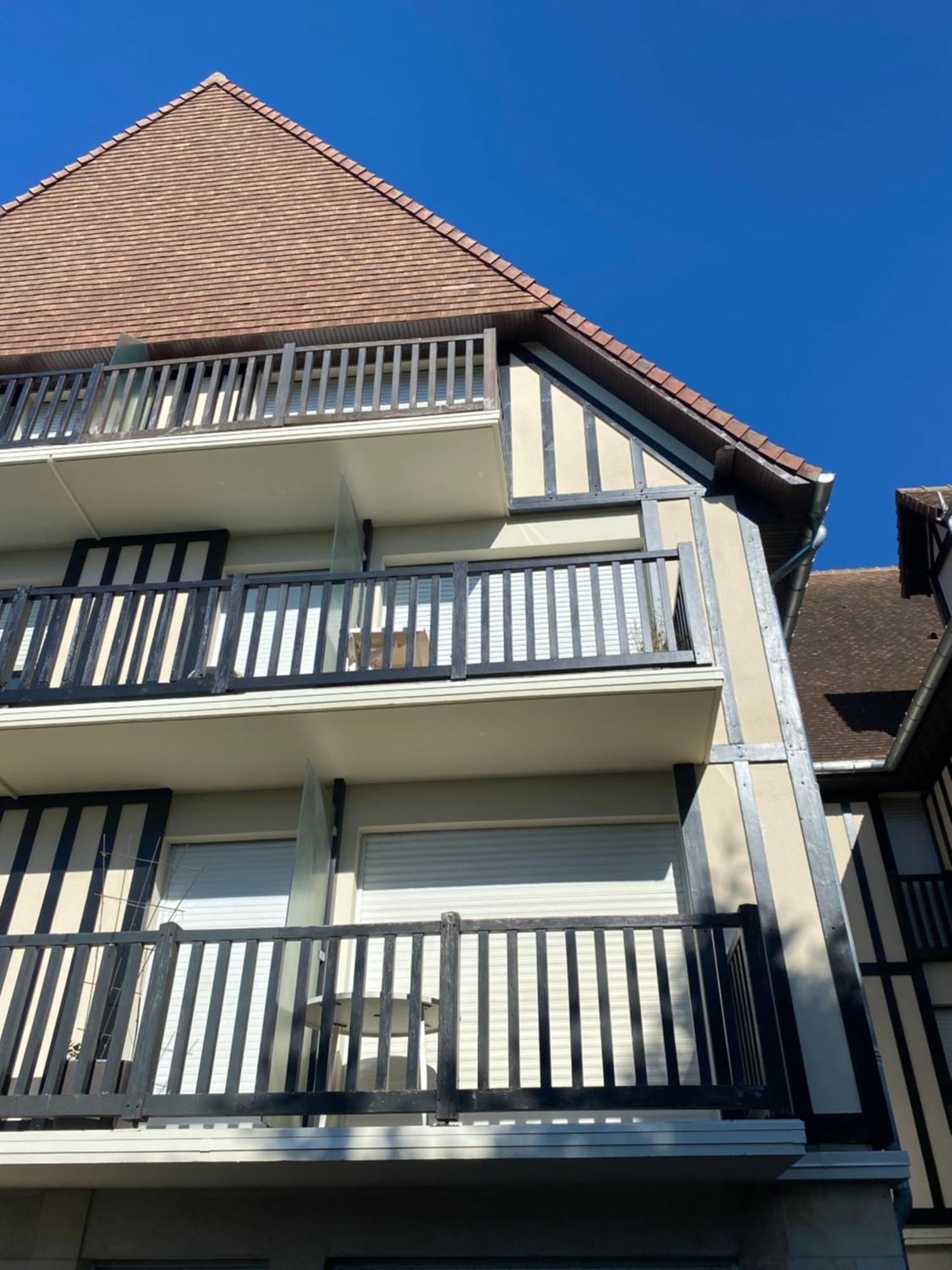 Appartement 65M2 Avec Balcon Vues Partielles Mer A 150M De La Plage Et Centre, Wifi Et Parking Prive Blonville-sur-Mer Ngoại thất bức ảnh